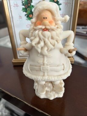 Vintage Holiday Cream Santa Figurine (2003) -